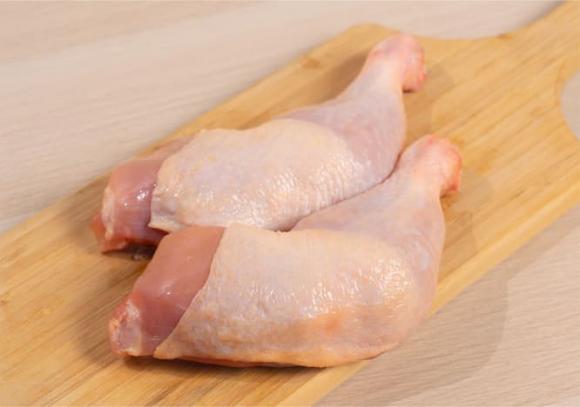  ức gà, chân gà
