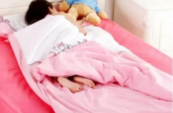 trẻ ngủ hướng nào, tư thế ngủ tốt cho trẻ, giúp trẻ ngủ ngon