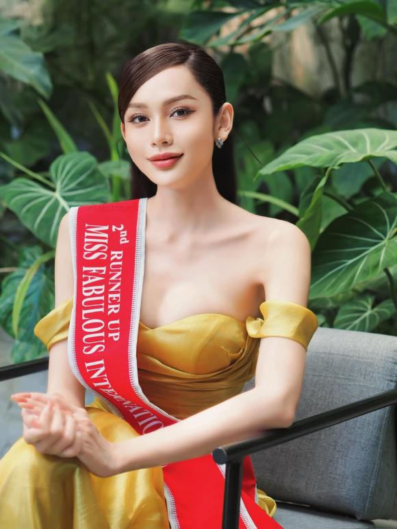 á hậu Lương Mỹ Kỳ, sao Việt