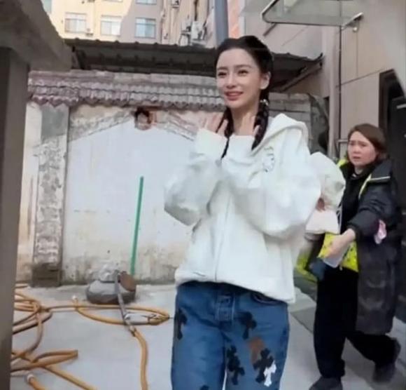 Huỳnh Hiểu Minh và Diệp Kha, Angelababy, sao Hoa ngữ