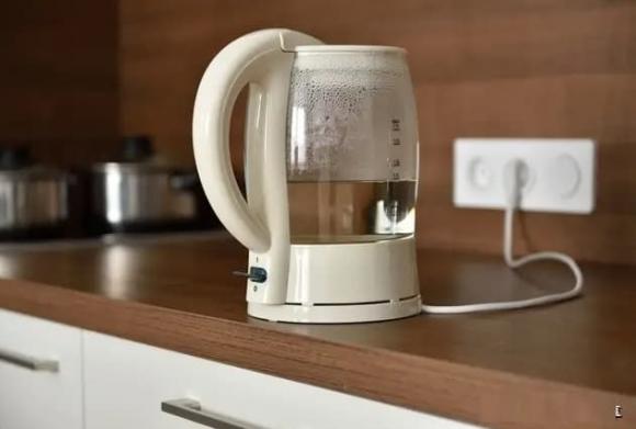 ấm điện, ấm đun siêu tốc, sai lầm khi sử dụng ấm đun siêu tốc