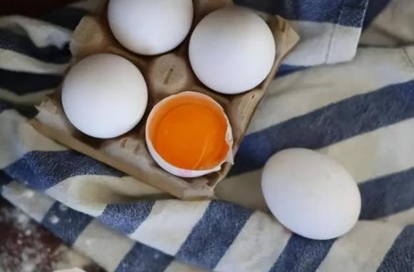 trứng ngỗng, tại sao ít người ăn trứng ngỗng, lưu ý khi ăn trứng ngỗng