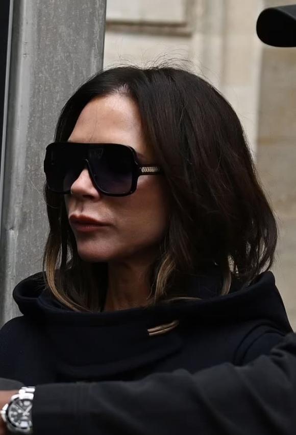 Victoria Beckham, bạn gái mới của Cruz, Jackie Apostel, sao Hollywood, gia đình Beckham