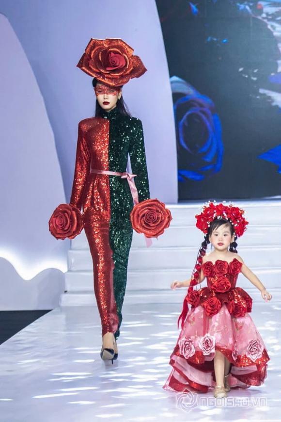 mau-nhi-cherry-pham-me-hoac-anh-nhin-tu-hinh-anh-thien-than-hoa-hong-nhi (1).jpg 1 Mẫu nhí Cherry Phạm, HEAVEN By Gree 2, thời trang