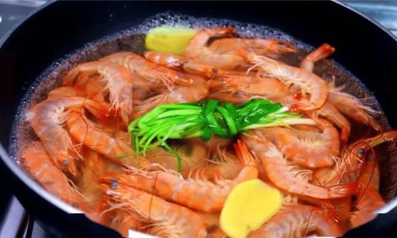 Tôm sú sốt cà chua tỏi, mẹo làm tôm sú sốt cà chua tỏi
