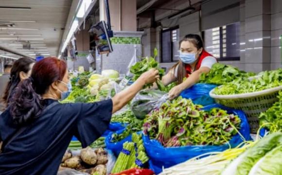 chiêu trò lừa đảo ở chợ, chiêu đánh tráo thịt ở chợ, chiêu trò lừa đảo ở hàng hoa quả