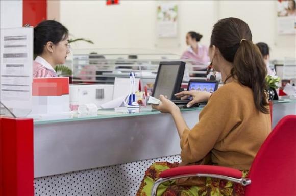 người cao tuổi, người cao tuổi trên 60 tuổi, lương hưu người cao tuổi, người cao tuổi lưu ý gửi tiền vào ngân hàng
