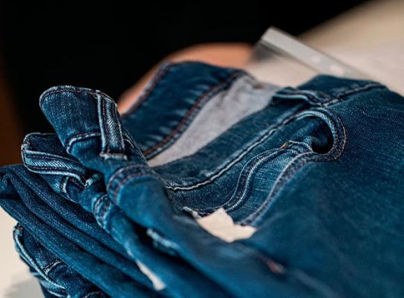 quần jeans, túi nhỏ trên quần jeans, tác dụng túi nhỏ trên quần jeans