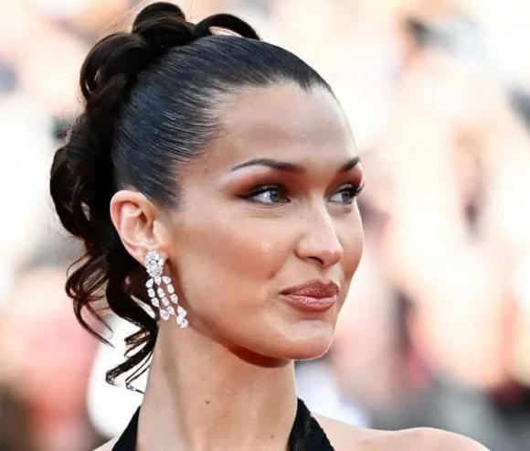 Ai là người phụ nữ đẹp tự nhiên nhất thế giới, Bella Hadid