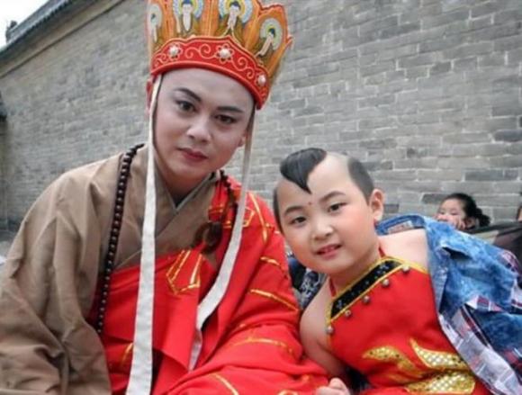 Hồng Hài Nhi, diễn viên Đặng Minh Hạ, cuộc đời của diễn viên Đặng Minh Hạ 