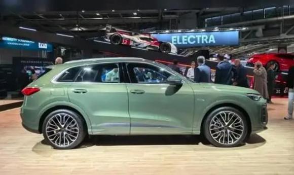 Audi Q5, xe hơi mới