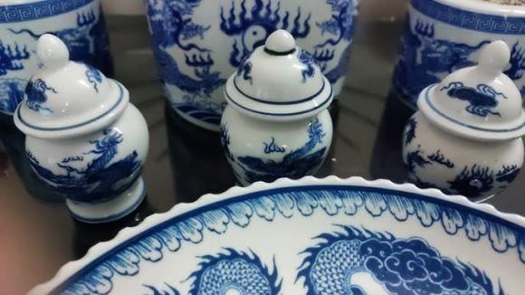 Hũ gạo, hũ muối, bàn thờ, bàn thờ Thần Tài, kiến thức 