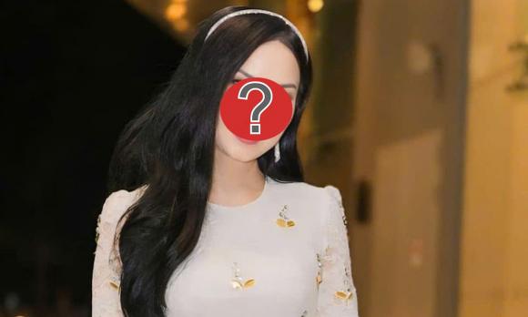 ca sĩ Hà Phương, em gái Cẩm Ly, tỷ phú Chính Chu