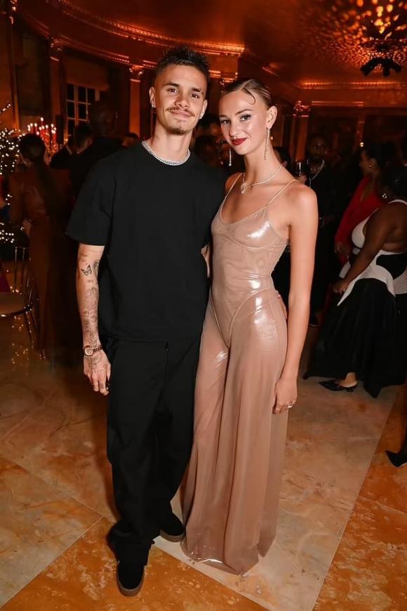 Romeo Beckham, David Beckham, Gray Sorrenti, bạn gái của Romeo Beckham