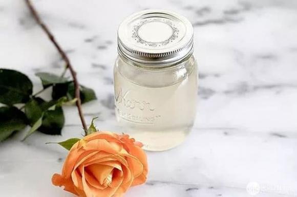 nước đun sôi, nước khoáng, nước đóng chai