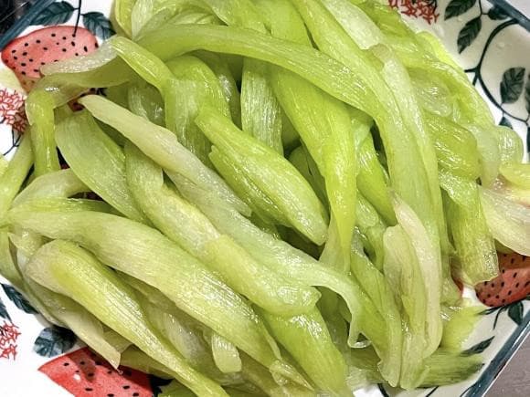 Mẹo làm dọc mùng, cách chế biến dọc mùng, món ngon từ dọc mùng