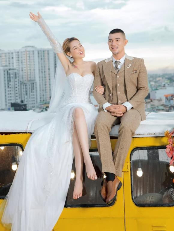 Ngân 98, Ngân 98 là ai, Ngân 98 làm nghề gì, Bạn trai Ngân 98 là ai, Ngân 98 lúc chưa phẫu thuật