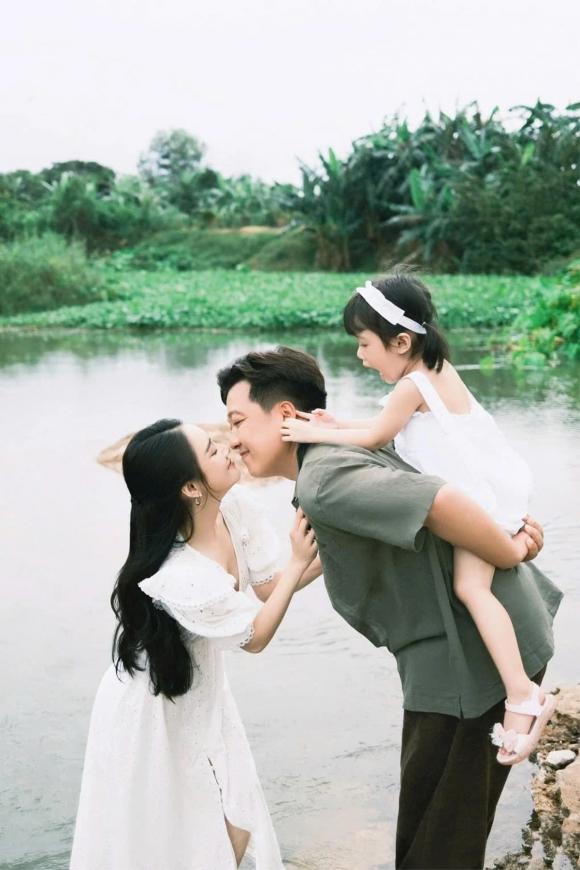 danh hà Trường Giang, diễn viên Nhã Phương, sao Viêt