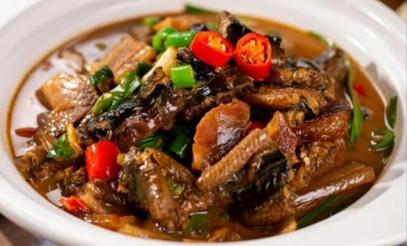 Lươn không bùn, lươn ăn món gì ngon, giá lươn không bùn, ăn lươn có lợi ích gì