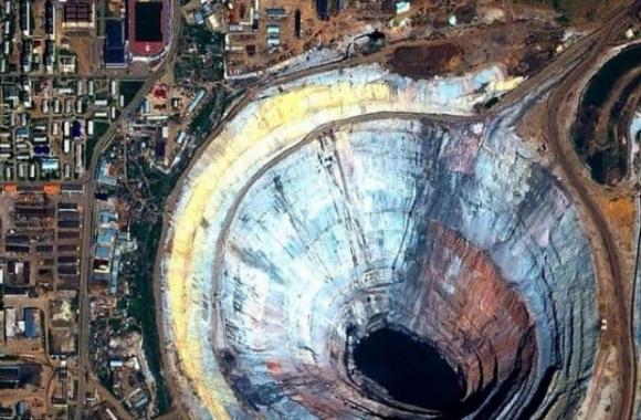 Mỏ kim cương lớn nhất thế giới, giá kim cương, nhận biết kim cương thật giả