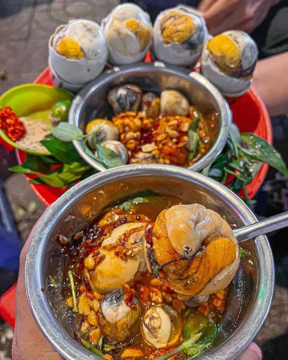 trứng vịt lộn xả xui, ăn trứng vịt lộn có xả xui được không, trứng vịt lộn