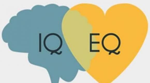 eq thấp, eq cao