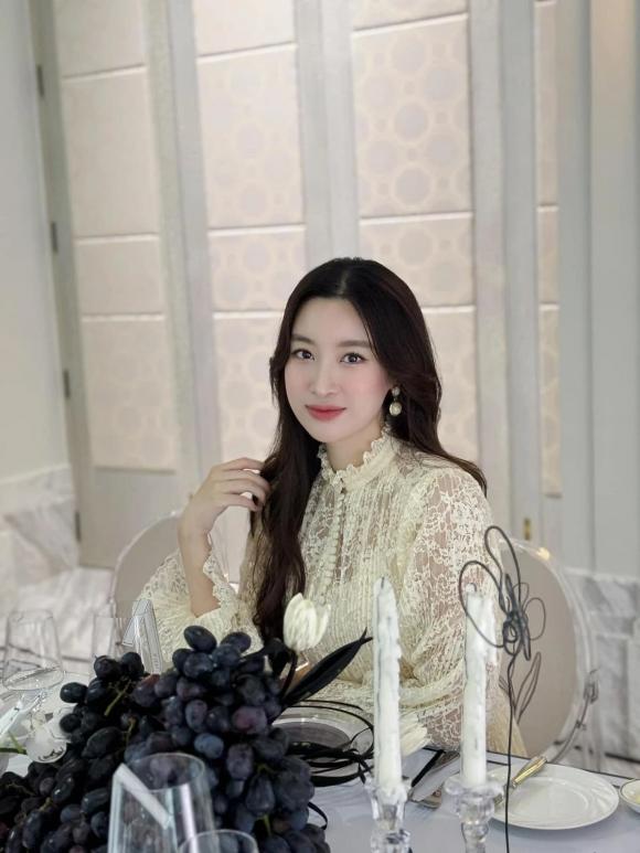 hoa hậu Đỗ Mỹ Linh, con gái Đỗ Mỹ Linh, sao Việt