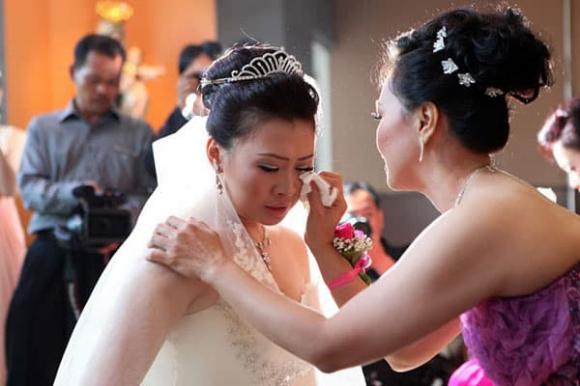 cưới chạy tang, đám cưới chạy tang, cưới chạy tang có sao không, cưới chạy tang có xui xẻo không, đám cưới 