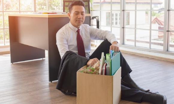 thất nghiệp, thất nghiệp tuổi trung niên, việc làm, ngành công nghiệp