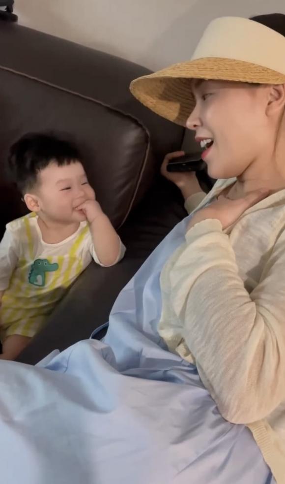 Sam, con của Sam 