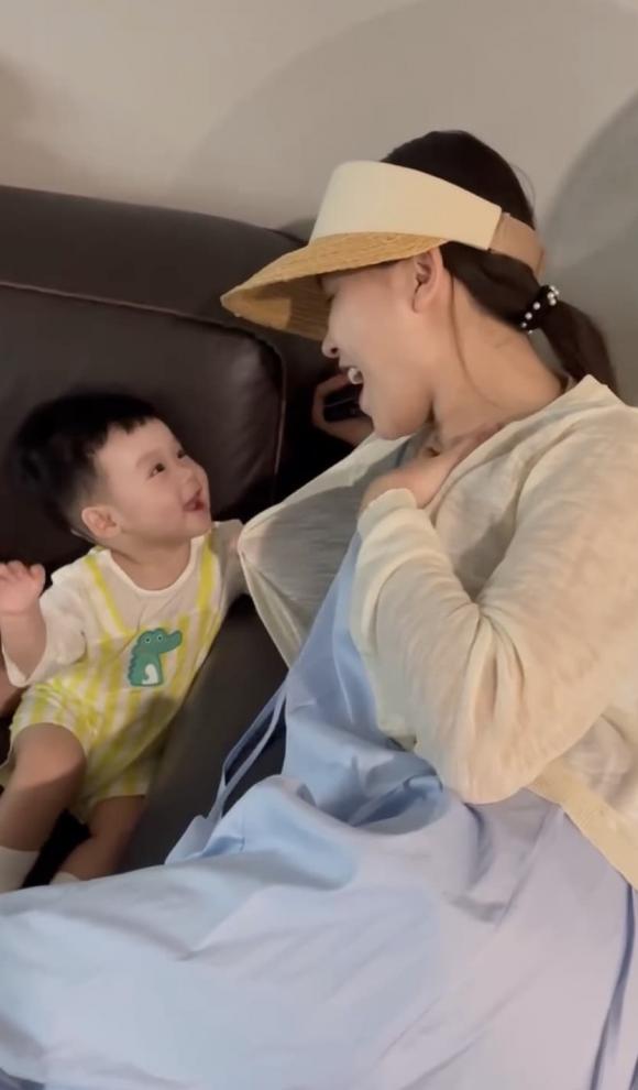 Sam, con của Sam 