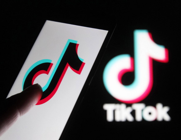 kiếm tiền trên tiktok, kiếm tiền trên mạng xã hội, tiktok