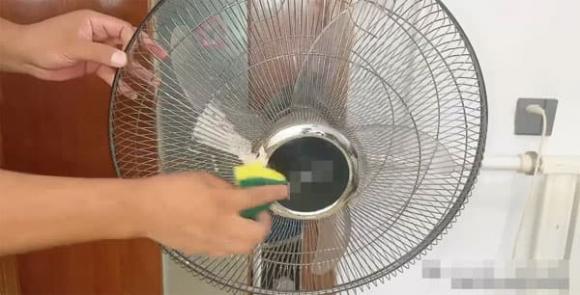quạt điện, vệ sinh nhà cửa, vệ sinh thiết bị