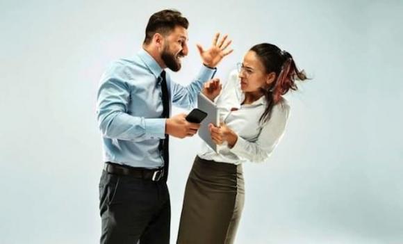 kẻ tiểu nhân, đối mặt với kẻ tiểu nhân, cách đối phó với kẻ tiểu nhân, đối mặt với kẻ tiểu nhân đừng phản kháng