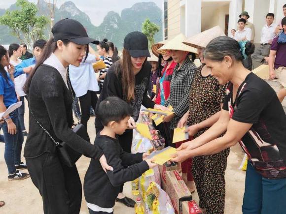 Hồ Ngọc Hà quê gốc ở đâu, ca sĩ Hồ Ngọc Hà, sao Việt