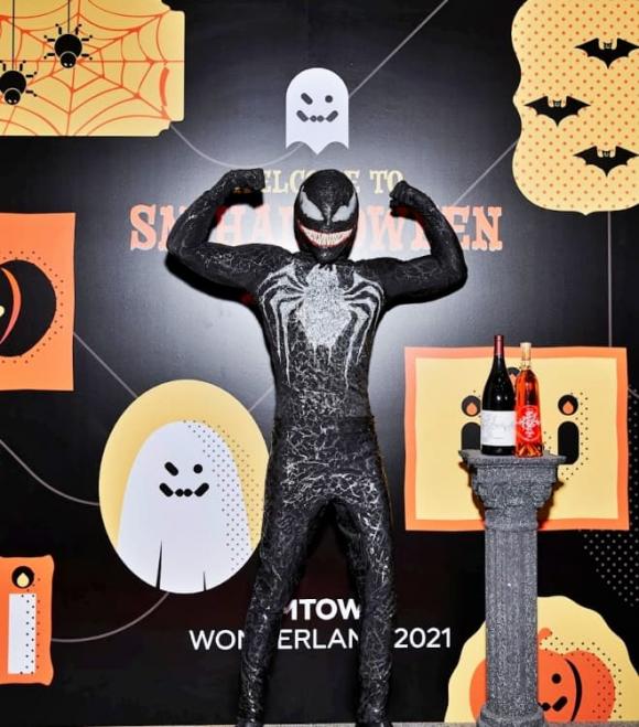 hoá trang Halloween