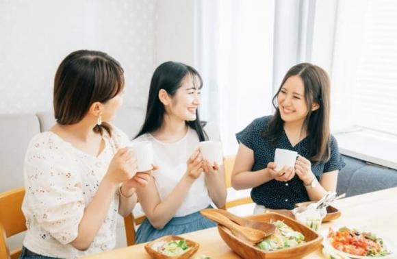 lưu ý khi đến thăm nhà người khác, đến nhà làm khách cần chú ý điều gì
