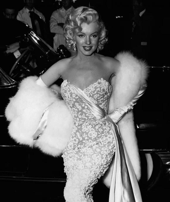 Marilyn Monroe, hồn ma Marilyn Monroe ám một khách sạn, sao Hollywood