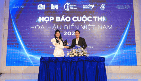 dao-dien-nguyen-minh-cao-to-chuc-thanh-cong-su-kien-vietnam-future-fashion-show-moonlight (1).png 0 Đạo diễn Nguyễn Minh Cao, VietNam Future Fashion Show - MoonLight