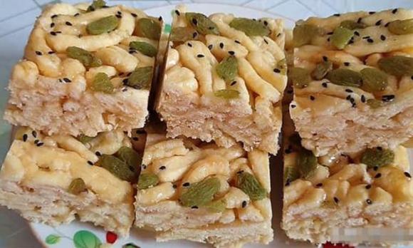 tập thể dục, uống nước, chăm sóc sức khỏe