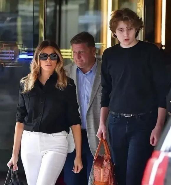 Barron, con trai út của Tổng thống Donald Trump