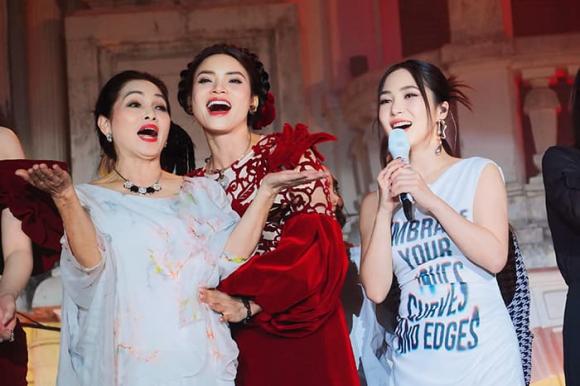 Hồ quỳnh hương