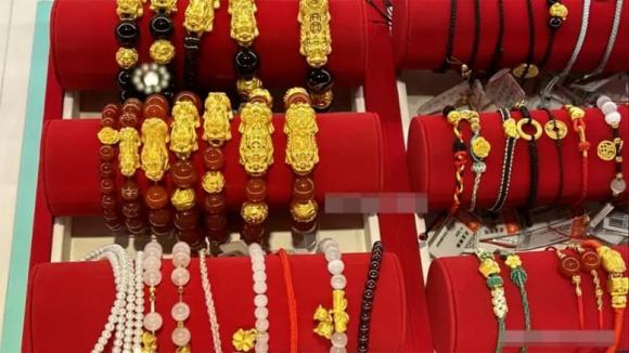 mua vàng, phȃn biệt vàng thật vàng giả