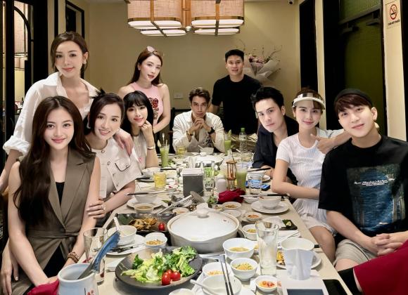 Sao việt hôm nay, tin sao việt 11/11, tin sao việt mới nhất