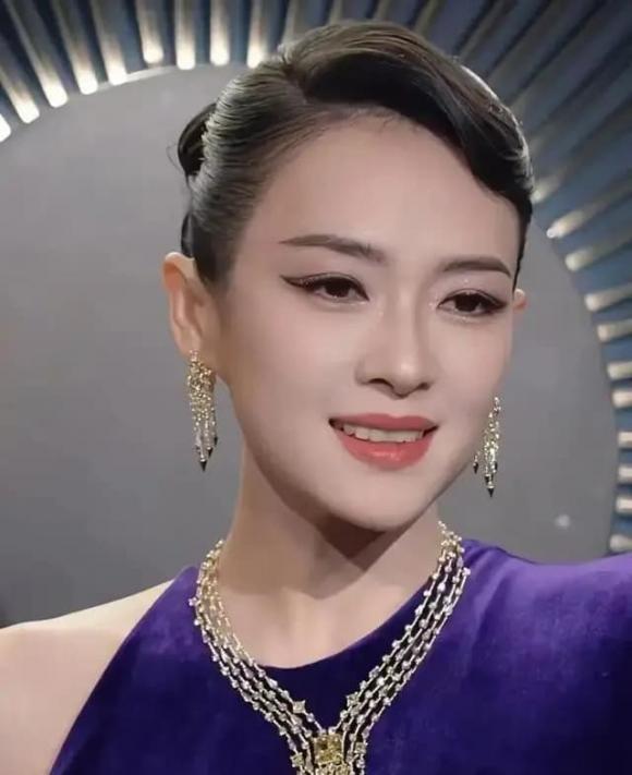 Chương Tử Di, sao hoa ngữ