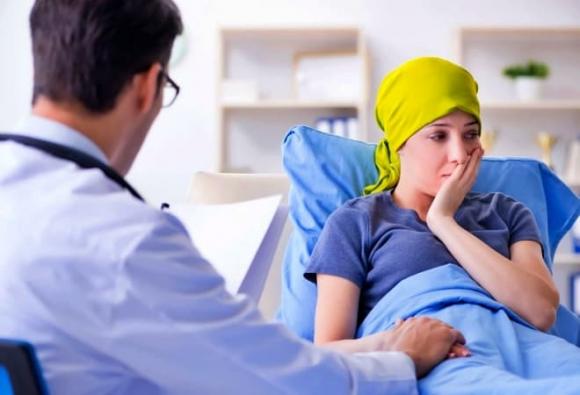 Người bị ung thư có phải kiêng đi đám ma không