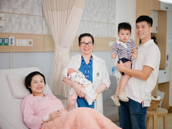 Đình Trọng, vợ Đình Trọng, Đình Trọng sinh con thứ hai, Mạc Hồng Quân