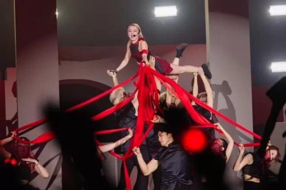 ca nương Kiều Anh, ca sĩ Xuân Nghi sao Việt