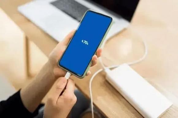sạc pin, điện thoại di động, mẹo vặt gia đình 