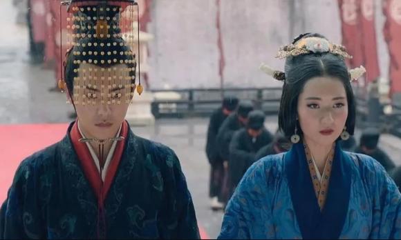 Gia Cát Lượng, Tam Quốc diễn nghĩa, tào chân